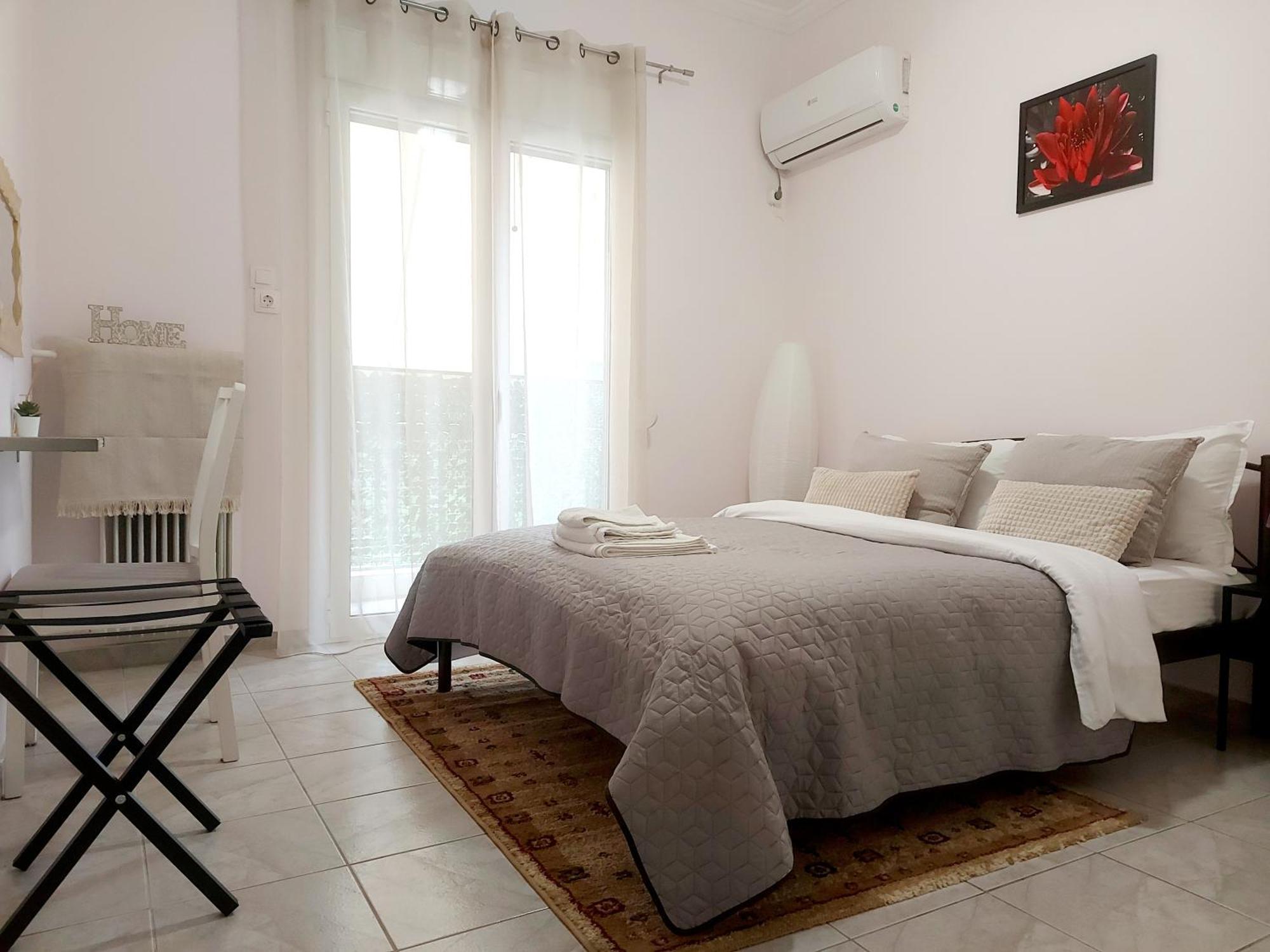 Your Perfect Place 1min From Kato Patissia Station -100mbps *