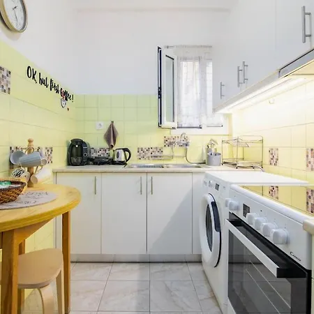 Your Perfect Place 1Min From Kato Patissia Station -100Mbps Athens Exterior photo