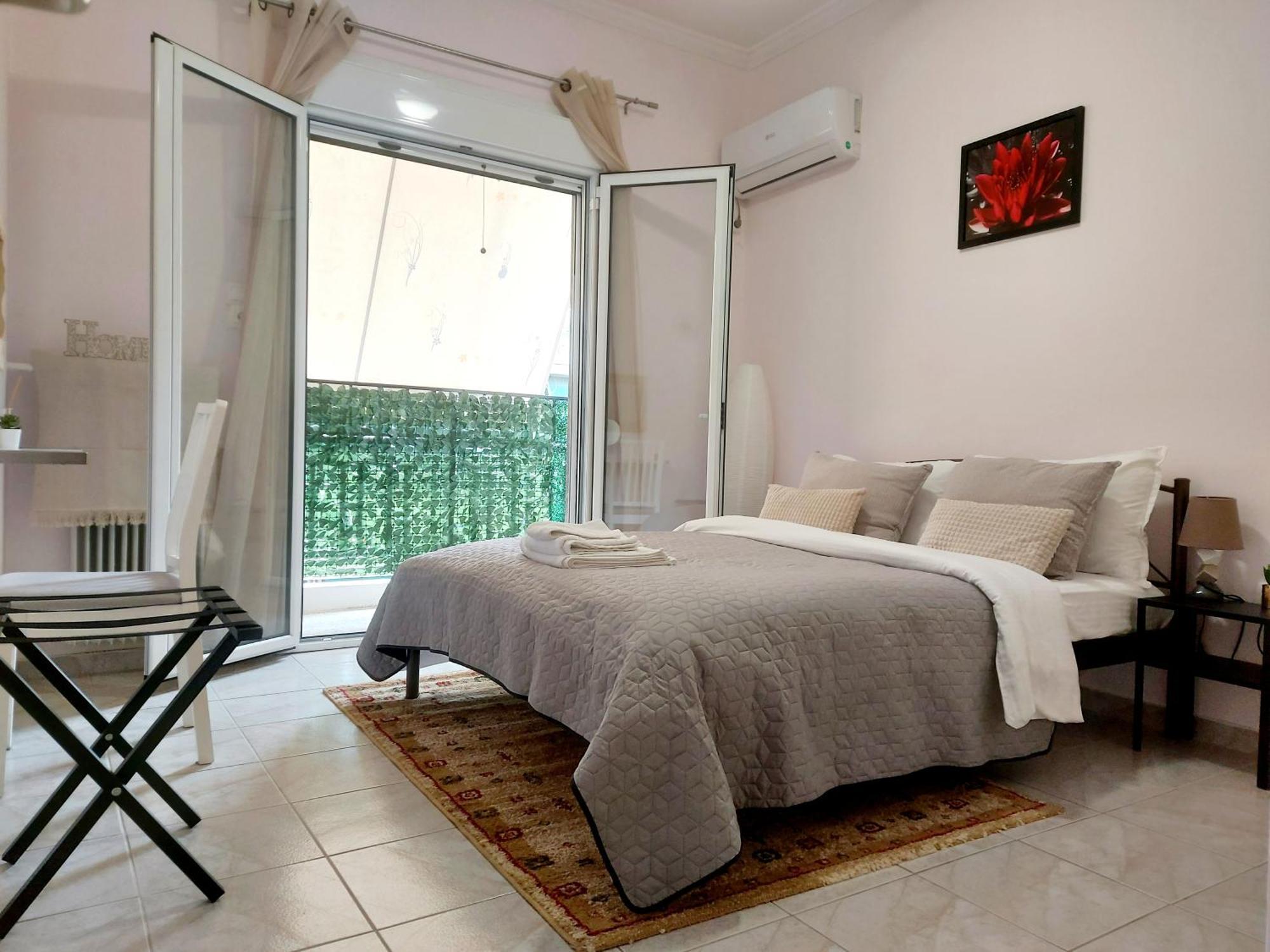 Your Perfect Place 1min From Kato Patissia Station -100mbps Athens